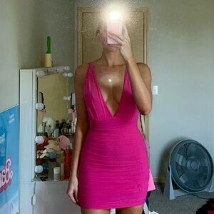 Elegant Pink Sleeveless Dress